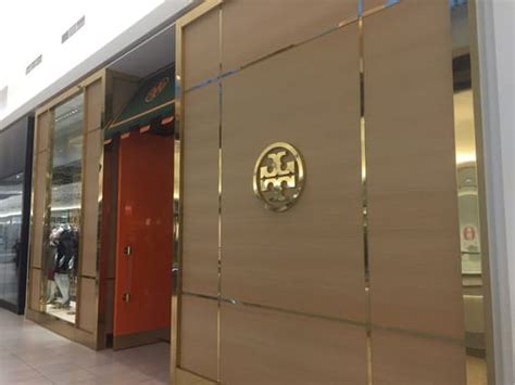 tory burch outlet illinois.